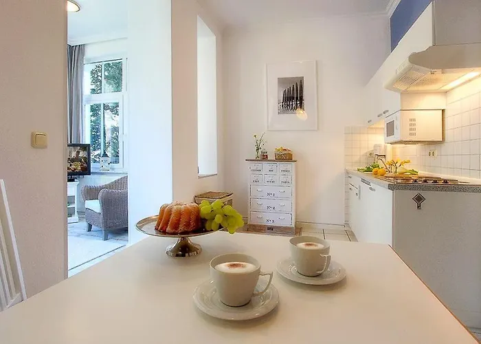 Waldstrasse 10 *